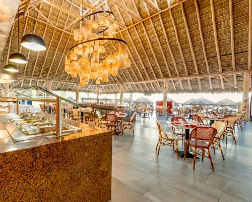 1 Restaurante a la carta y 1 buffet Decameron Isla Coral, Ramada All Inclusive Rincón de Guayabitos 1 Restaurante a la carta y 1 buffet Decameron Isla Coral, Ramada All Inclusive Rincón de Guayabitos