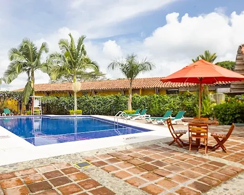 Piscina para adultos Decameron Panaca Quimbaya Piscina para adultos Decameron Panaca Quimbaya