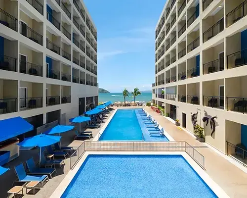 1 Piscina para adultos y niños Decameron La Marina, Ramada All Inclusive Rincón de Guayabitos 1 Piscina para adultos y niños Decameron La Marina, Ramada All Inclusive Rincón de Guayabitos